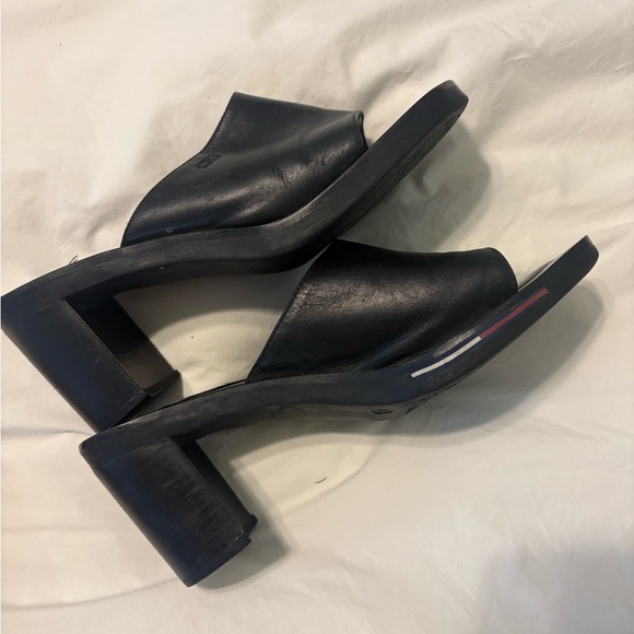 Vintage Tommy Hilfiger Sandals Black - Picture 4 of 4